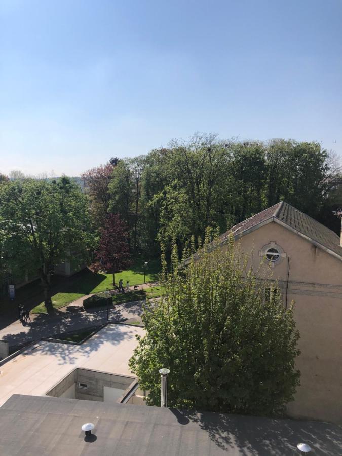 Appart Meuble 45M2 Calme Et Lumineux Au Continental Vittel Exteriör bild